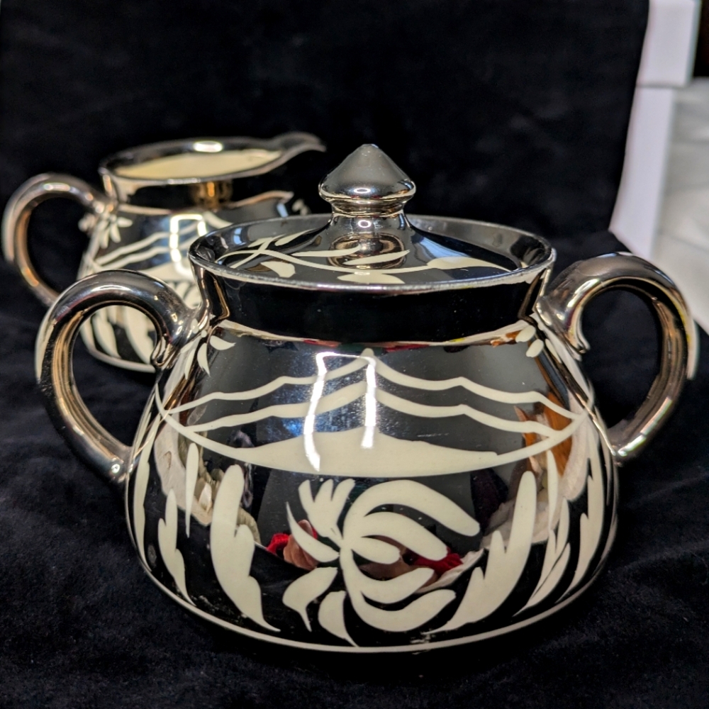 Vintage Gibson's Lustreware Fine China Sugar Bowl and Creamer Set